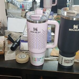 Stanley Pink Quencher Tumbler